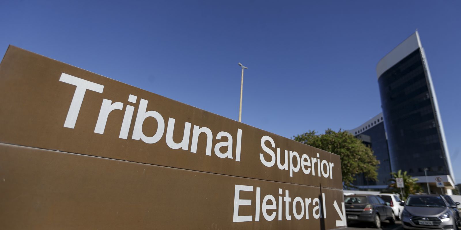 PL vai receber R$ 881 milhões e lidera repasses do Fundo Eleitoral do TSE