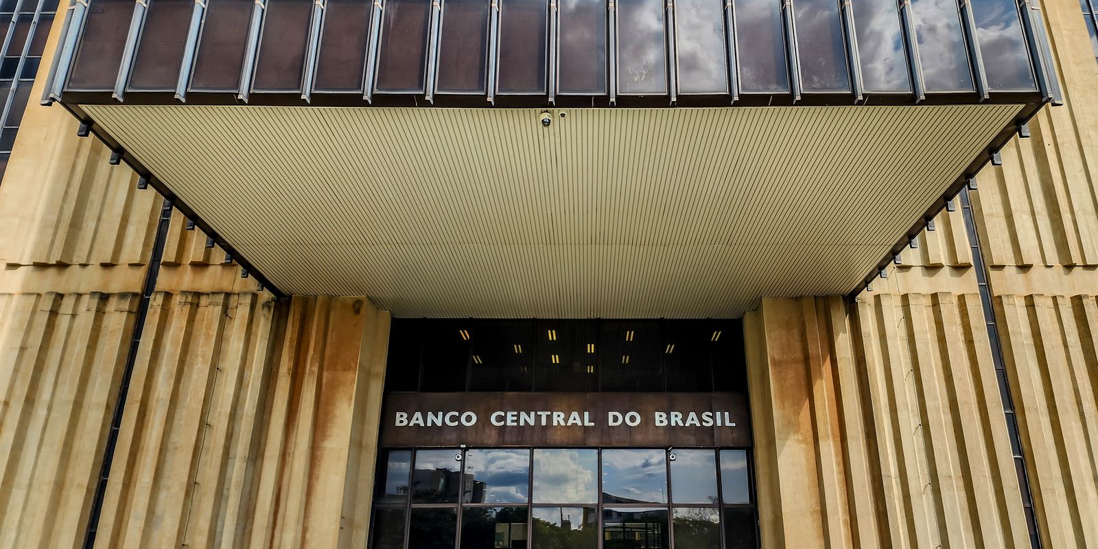 Banco Central amplia exigências para instituições participarem do Pix