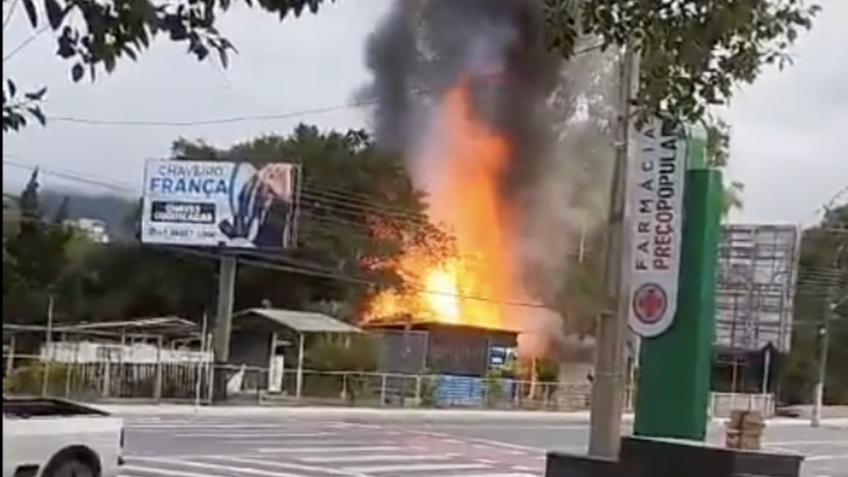 Ataque ao STF: Casa de homem-bomba em SC é incendiada