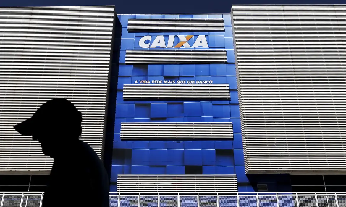 Falta de recursos na Caixa deixa R$ 20 Bi em crédito imobiliário travado