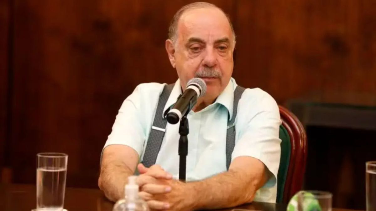 Prefeito de BH tem melhora gradativa, diz hospital