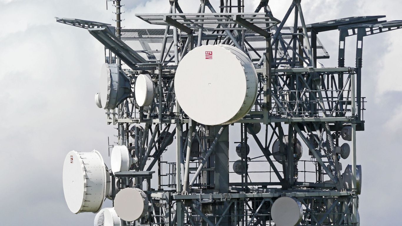 A revolução das telecomunicações: conexões que transformam o Brasil e o mundo