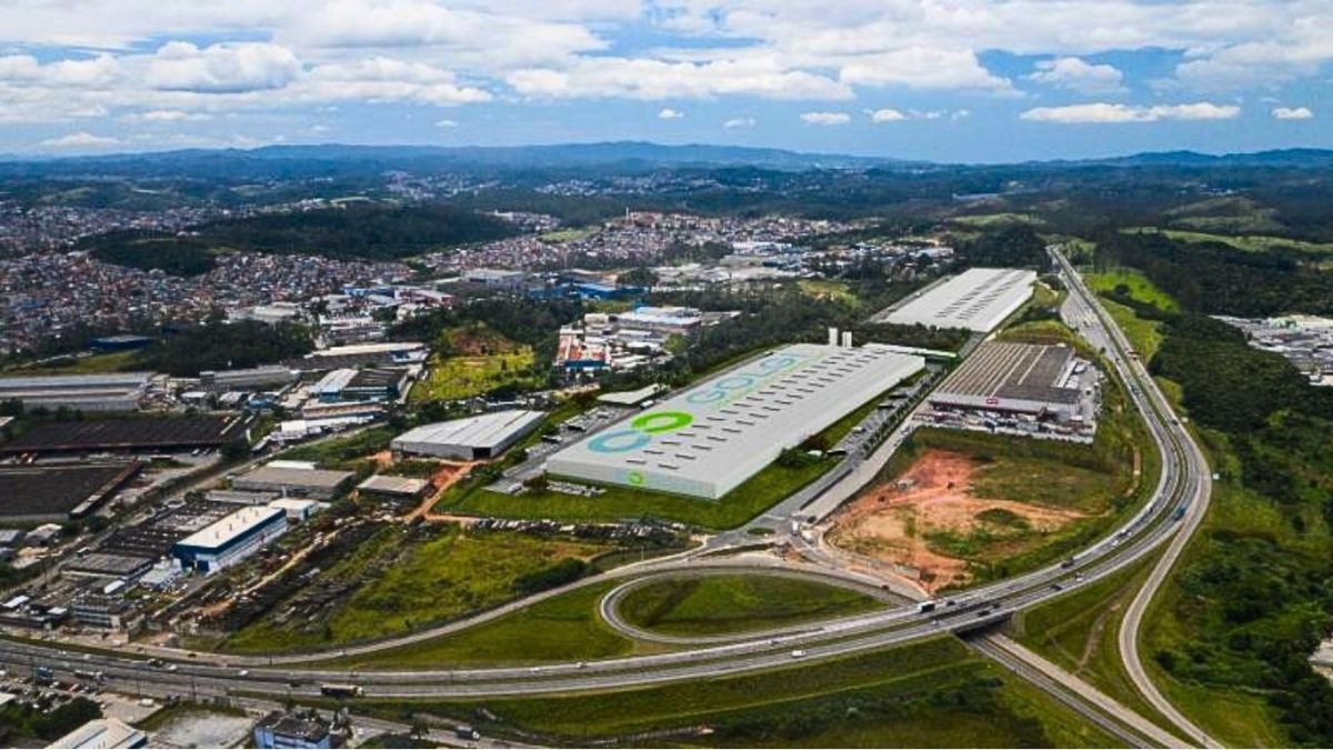 Stocche Forbes e Pinheiro Neto assessoram transação do Golgi FII no setor logístico