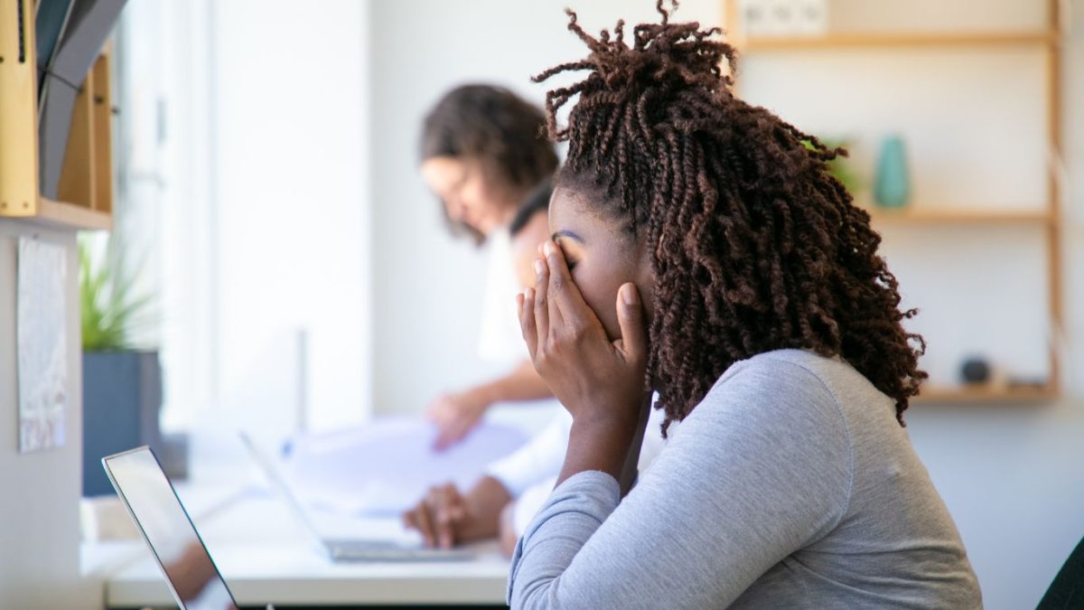 Ações por assédio sexual no trabalho no Brasil aumentam 35%
