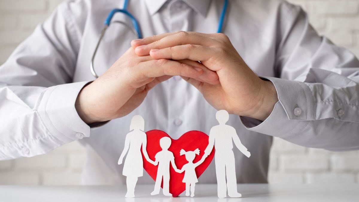 Disputa entre consumidores e planos de saúde: projeto de lei amplia acesso de familiares com incapacidade civil