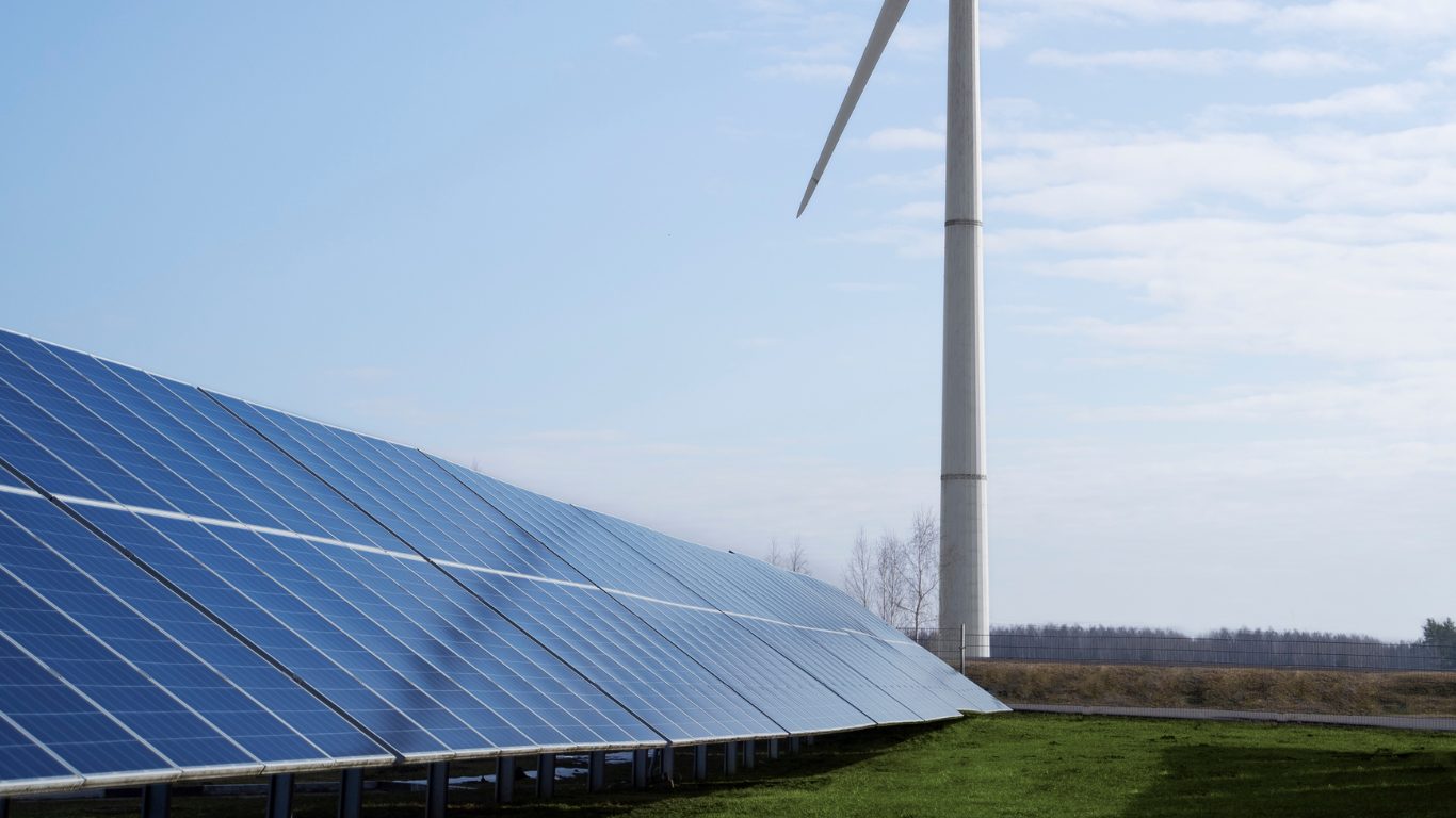 Stocche Forbes e Vieira Rezende atuam em emissão de debêntures da Sol Micro Sustentável