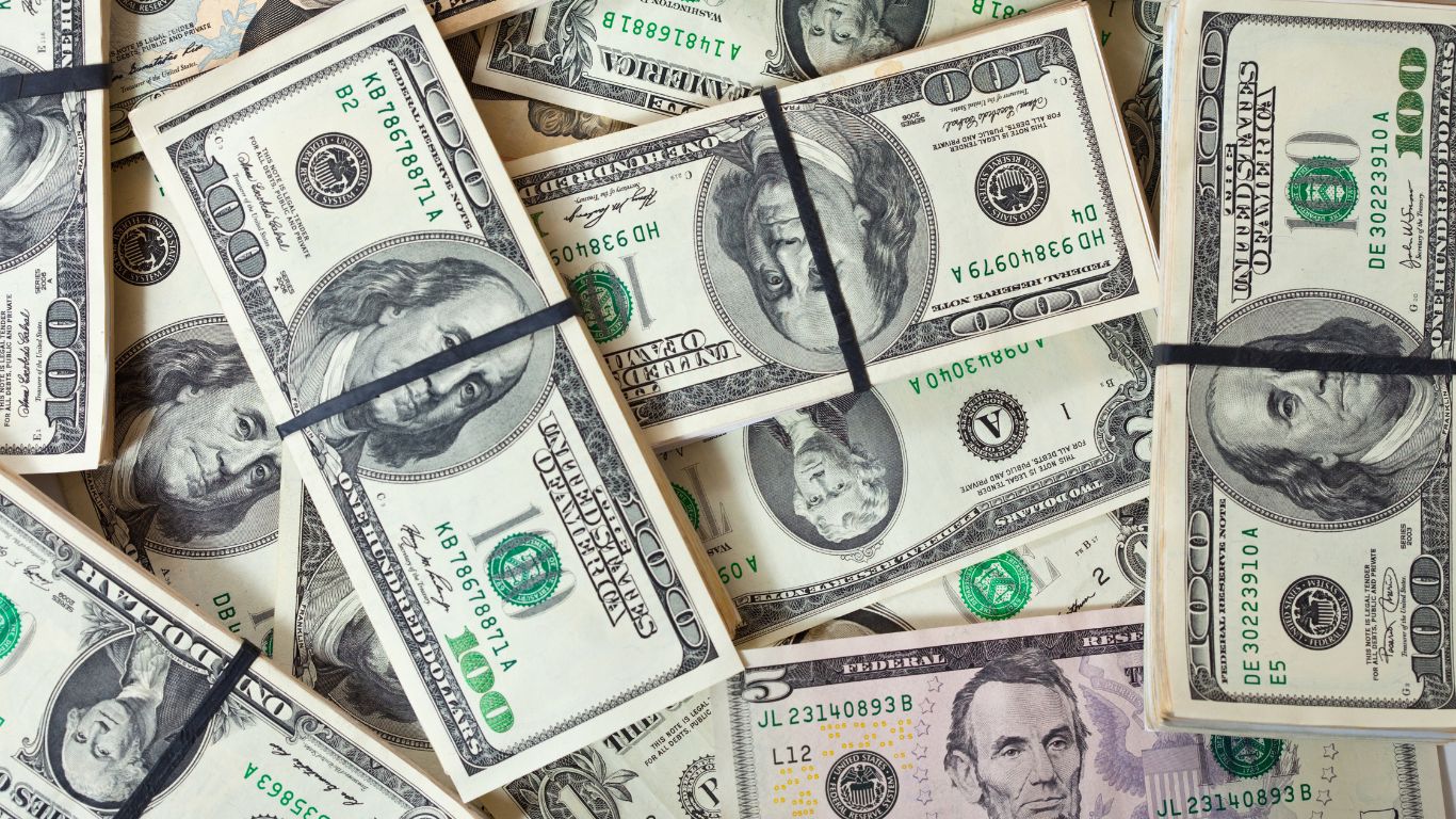 Contas externas têm saldo negativo de US$ 1,3 bilhão em abril