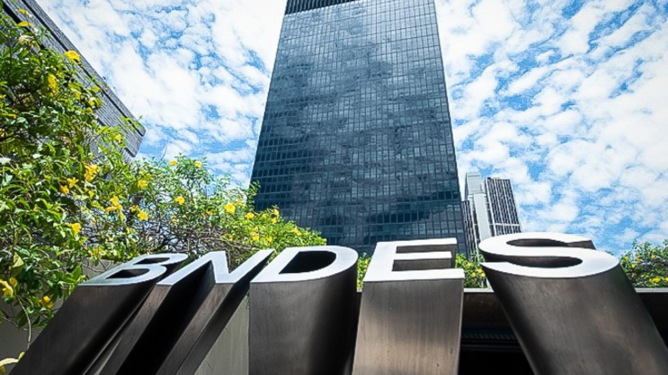 Em um ano, BNDES aprovou crédito de R$ 1 bilhão para IA