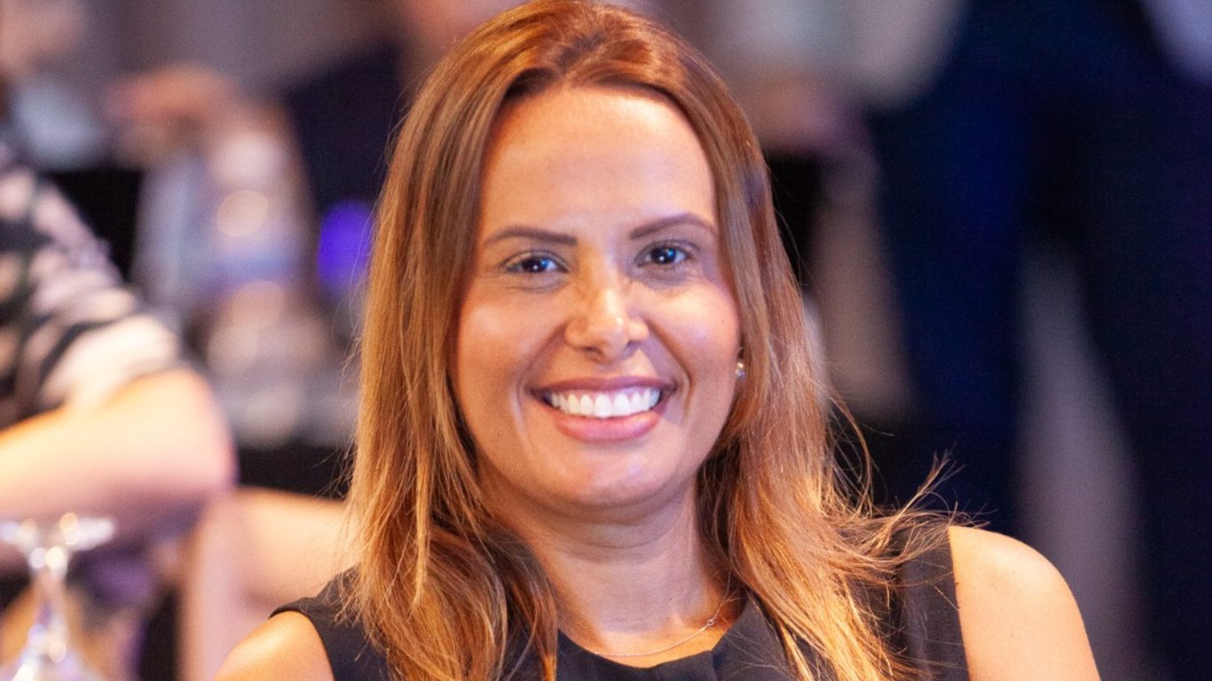 Deborah Toni Advocacia anuncia nova sócia e cria núcleo de Licitações e Contratos