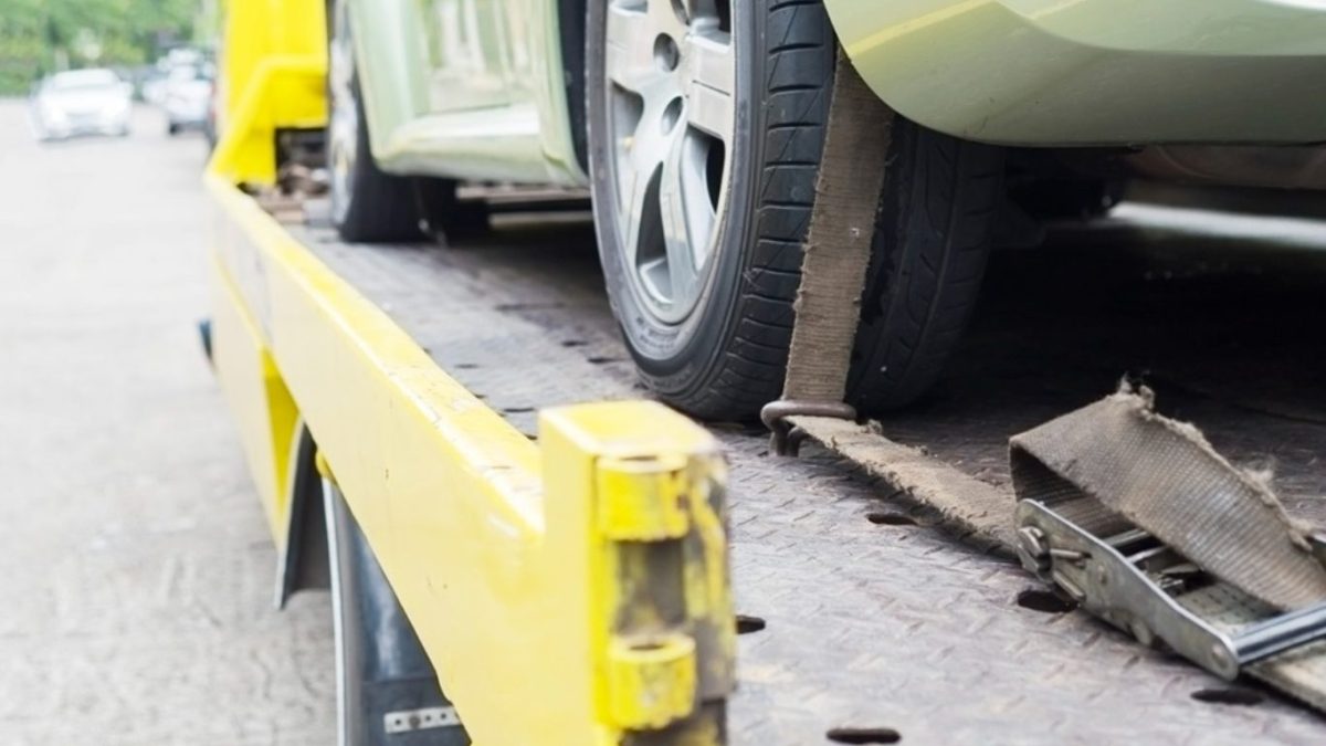 Justiça condena seguradora de carro por demora no envio de guincho