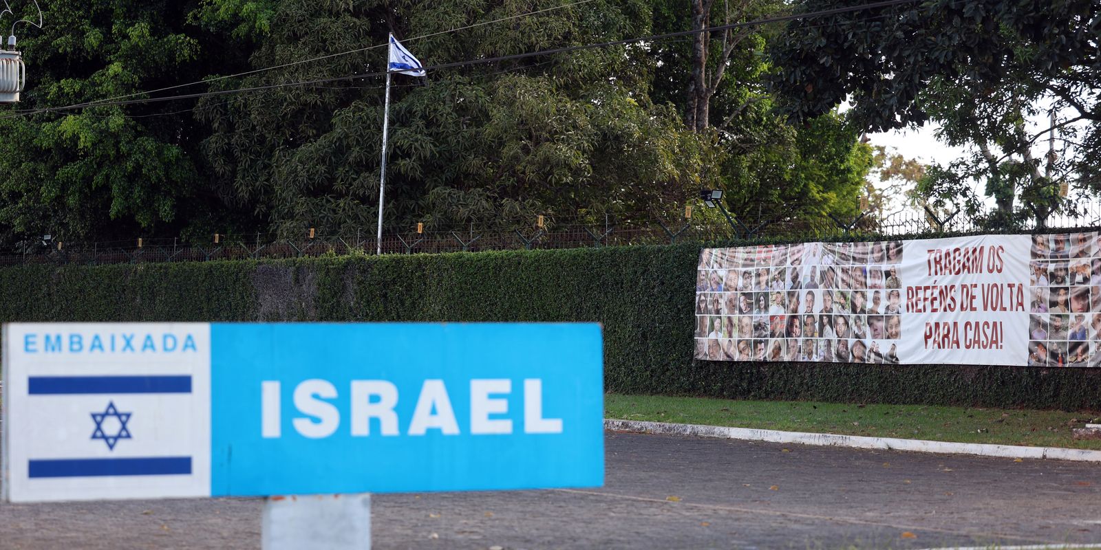 Israel fecha embaixada e consulado no Brasil após ataque ao Irã