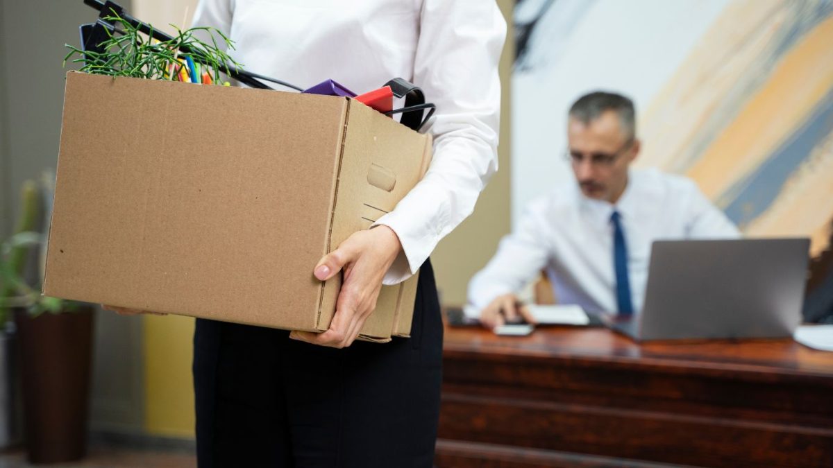 Lay-off avança como alternativa jurídica à demissão em massa