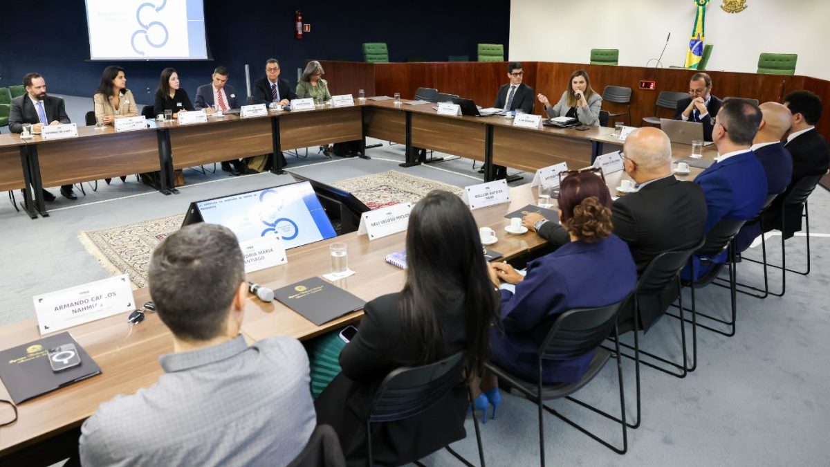 Tribunais aceleram julgamento de improbidade administrativa para evitar prescrição