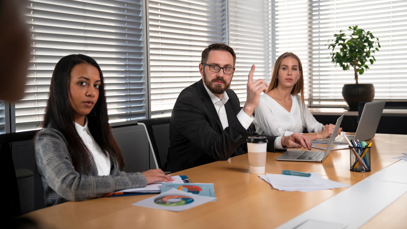 Menos achismo, mais gestão: como escolher indicadores que impulsionam seu escritório de advocacia?