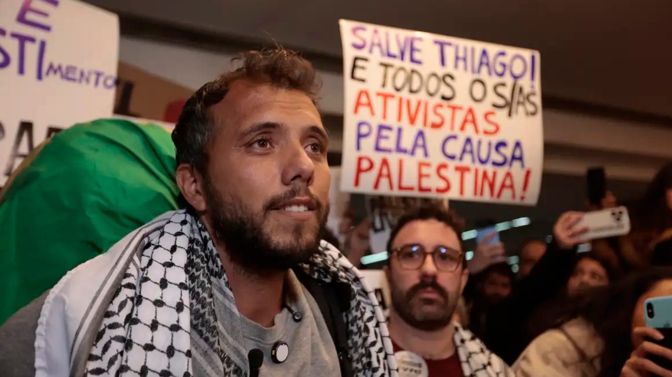 Ativistas preparam “missão maior” à Faixa de Gaza, diz Thiago Ávila