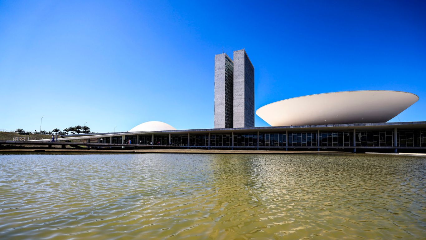 Supremo invalida norma que revogou direitos dos advogados por erro legislativo