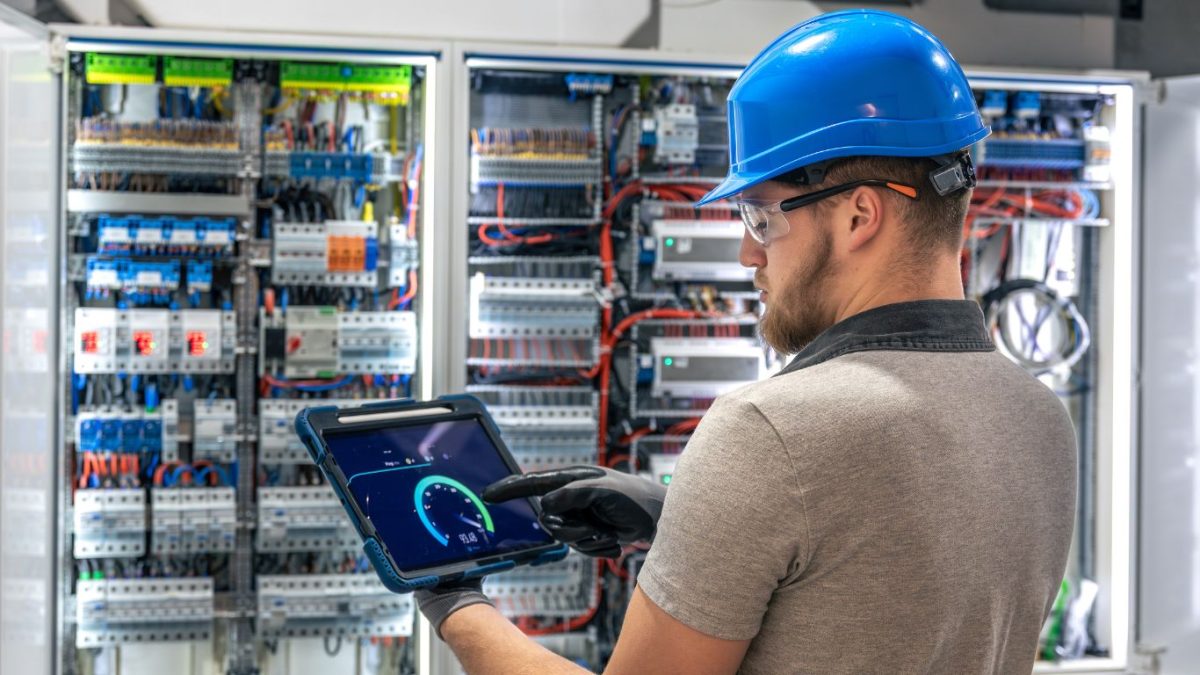 Escritório Villemor Amaral e Sonica promovem debate sobre tokenização no setor elétrico