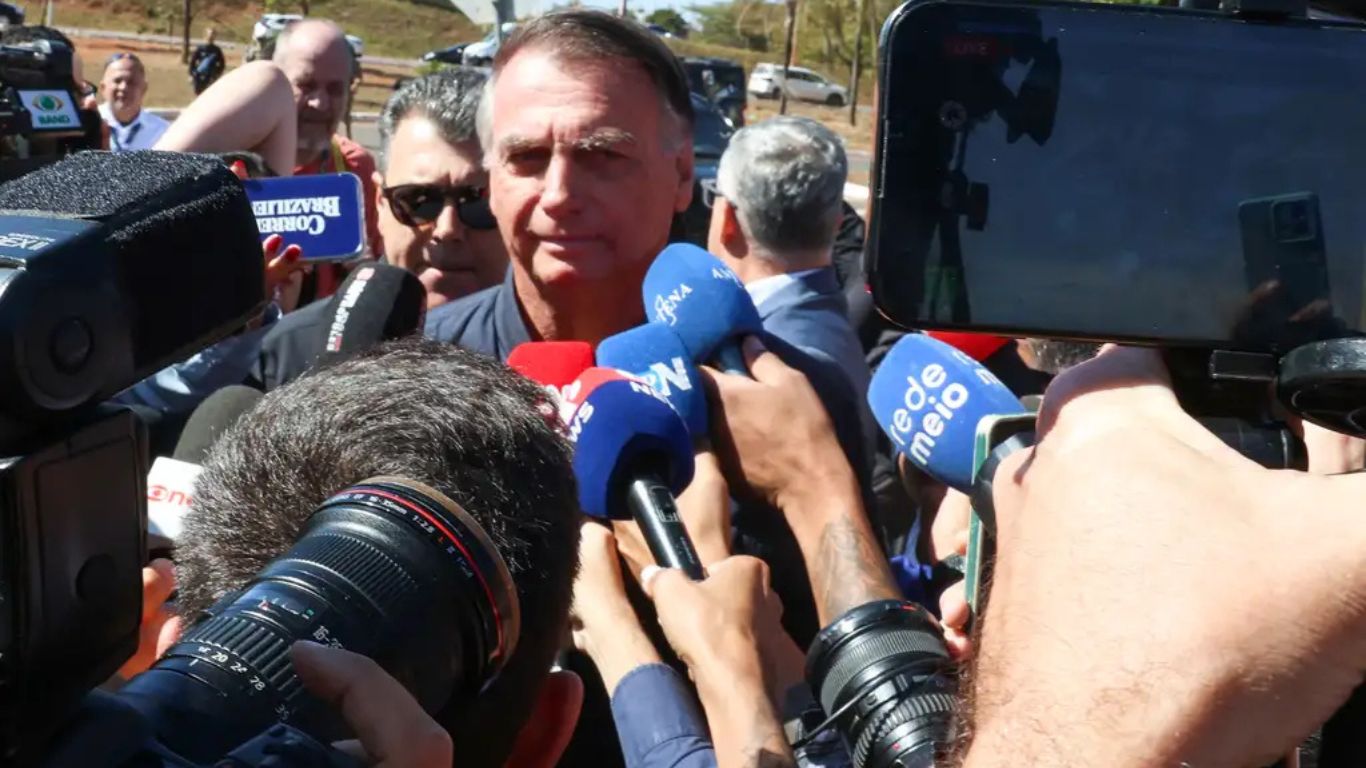 Moraes vê “irregularidade isolada” de Bolsonaro e descarta prisão preventiva