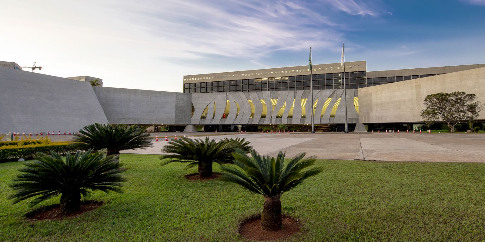 STJ confirma vitória de mãe em caso de sequestro internacional, mas retorno das filhas ao Brasil depende do governo da Irlanda
