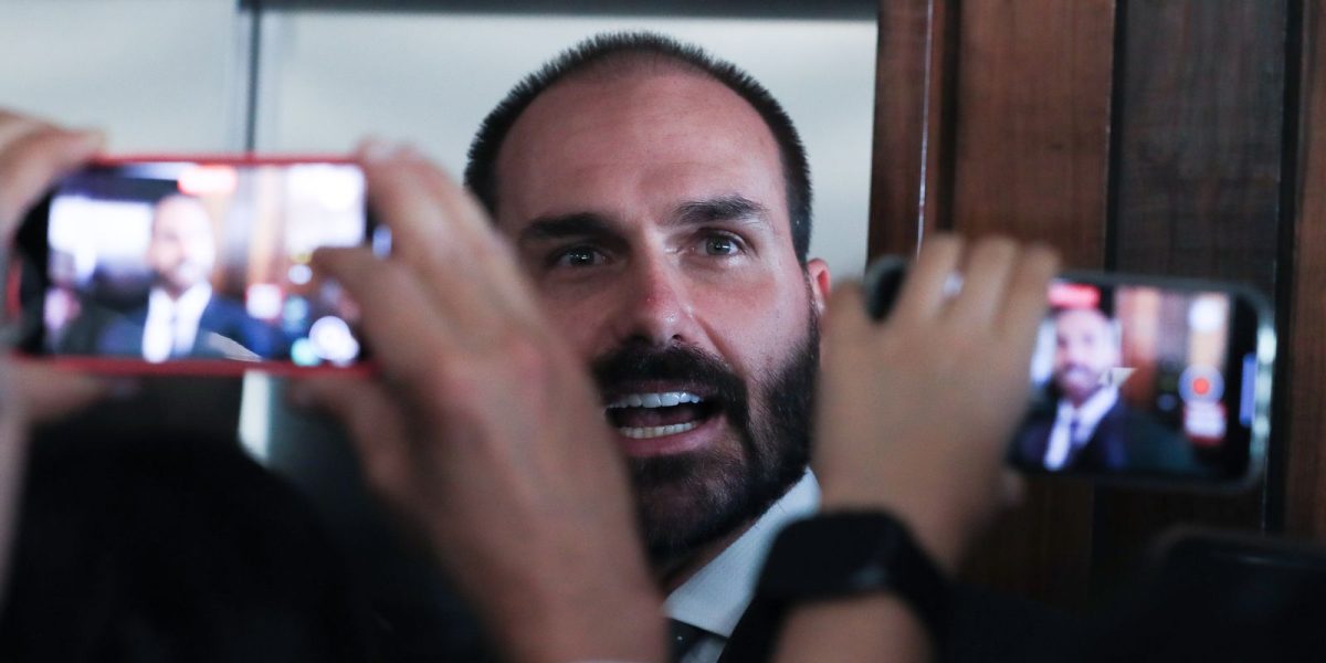 Moraes prorroga por 60 dias inquérito contra Eduardo Bolsonaro
