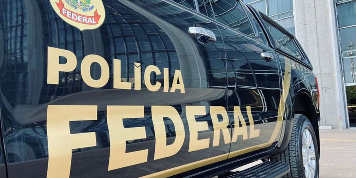 PF apura esquema de fraude em licitações com bloqueio de R$ 54,6 milhões no CE e DF