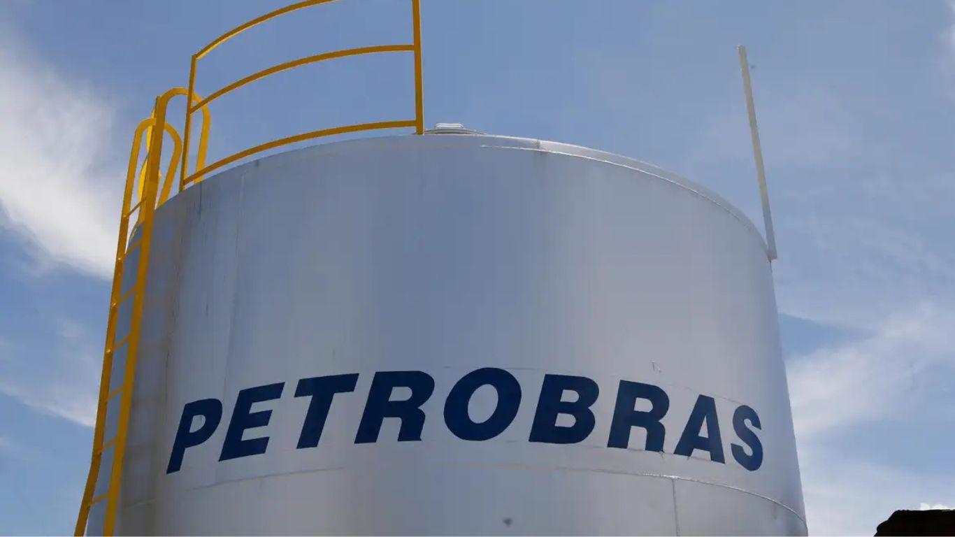 Lefosse e Pinheiro Guimarães atuam em emissão de R$ 3 bilhões em debêntures incentivadas da Petrobras