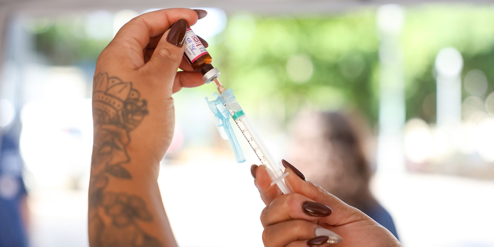 Ministério da Saúde abre consulta pública para incluir vacina contra meningite B no SUS
