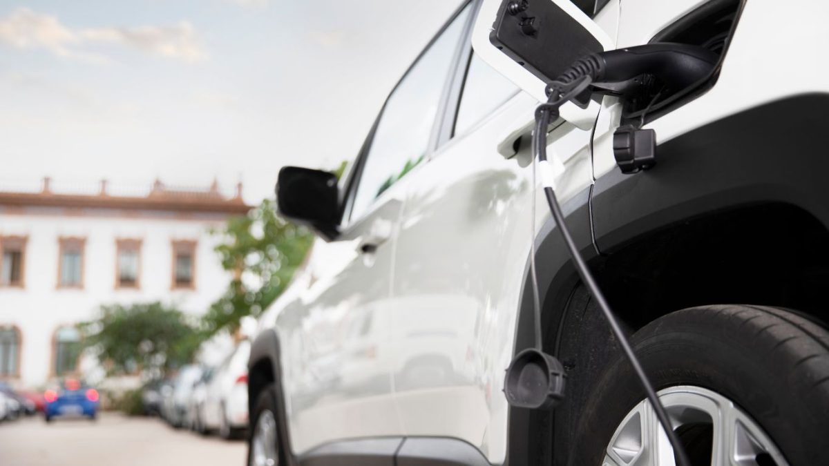 Governo zera IPI para carros compactos sustentáveis e prevê R$ 190 bi em investimentos