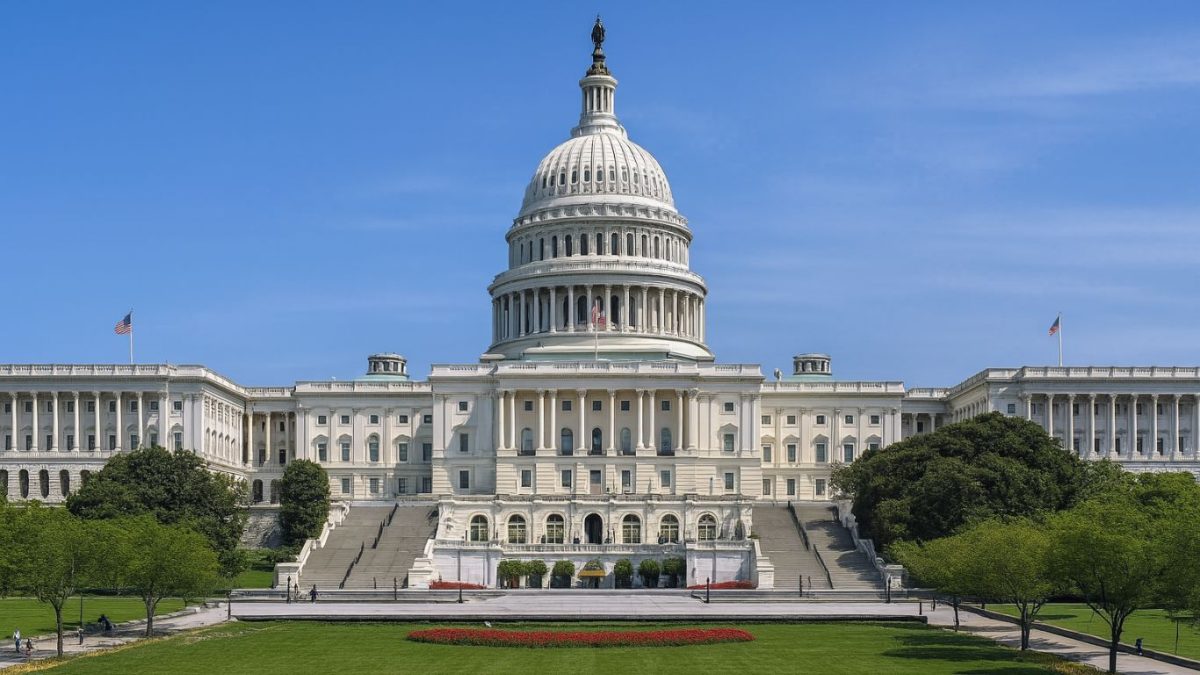 Congresso dos EUA aprova mega projeto fiscal de Trump com cortes sociais e aumento da dívida