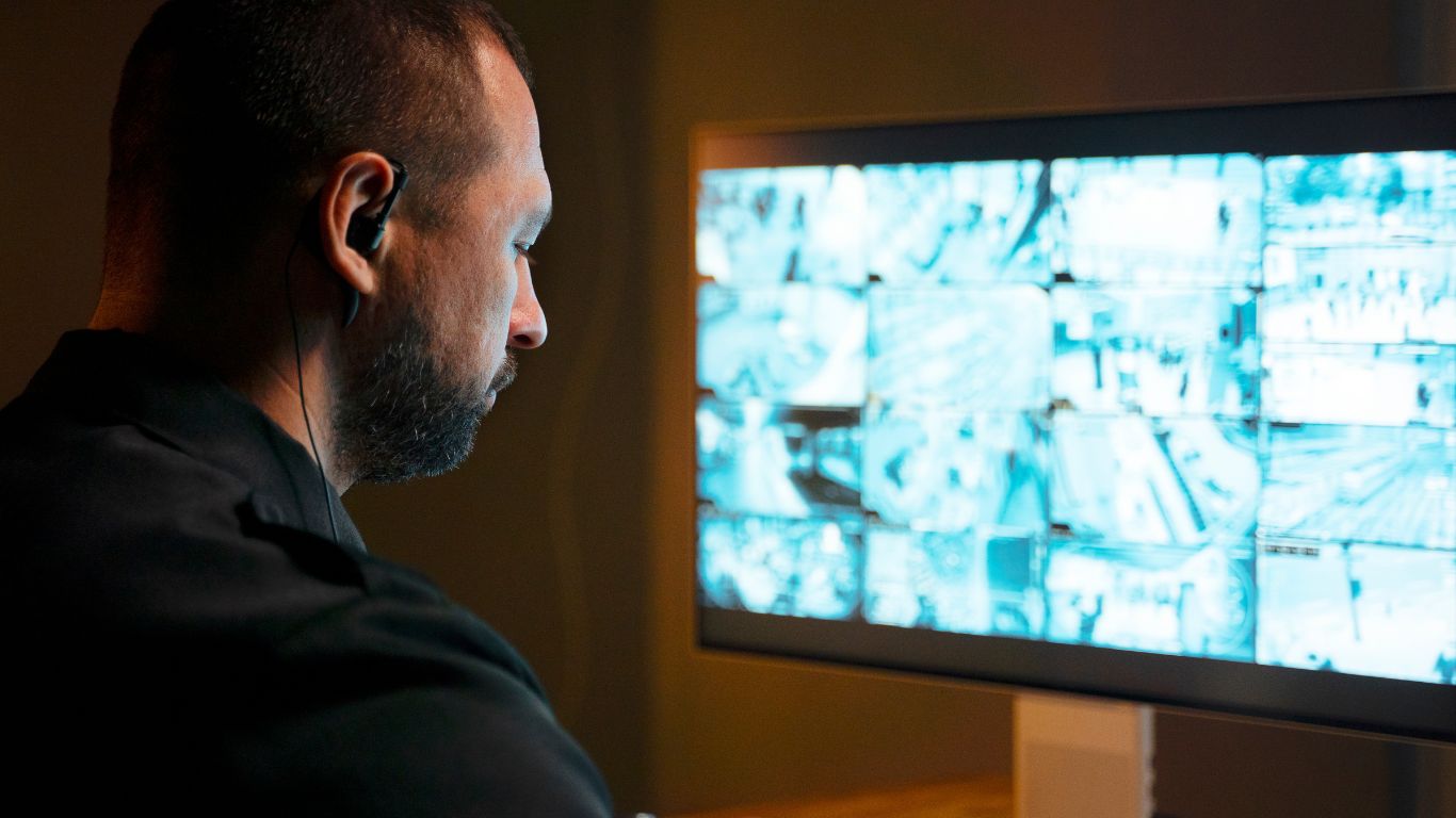 O monitoramento de TV e a privacidade nos condomínios: segurança coletiva como prioridade