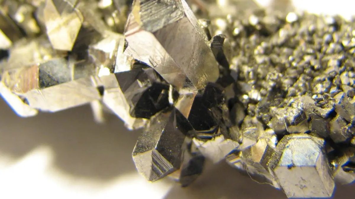 EUA tem interesse em minerais estratégicos do Brasil