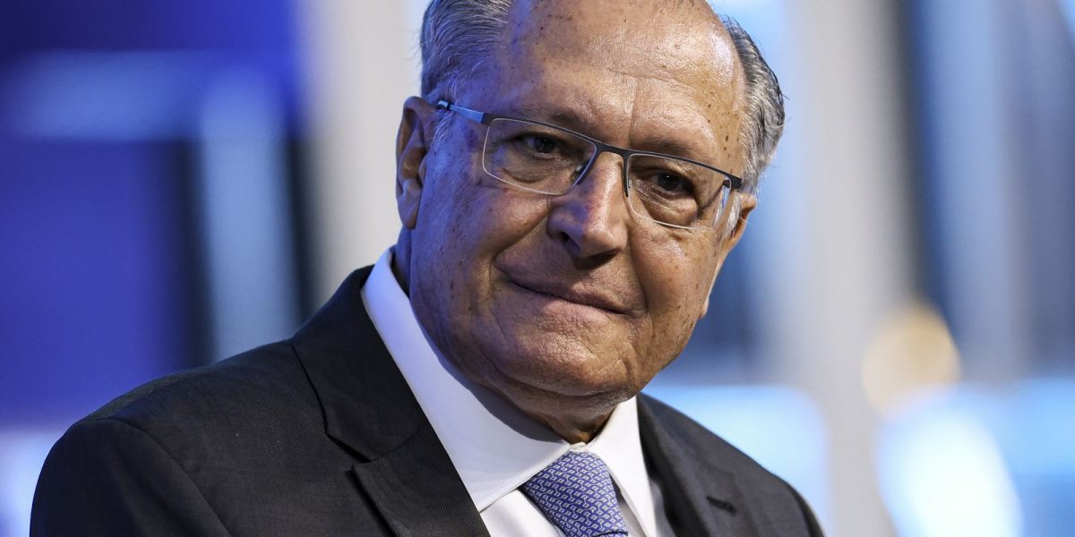 Alckmin encerra visita ao México com acordos comerciais e avanços para Embraer
