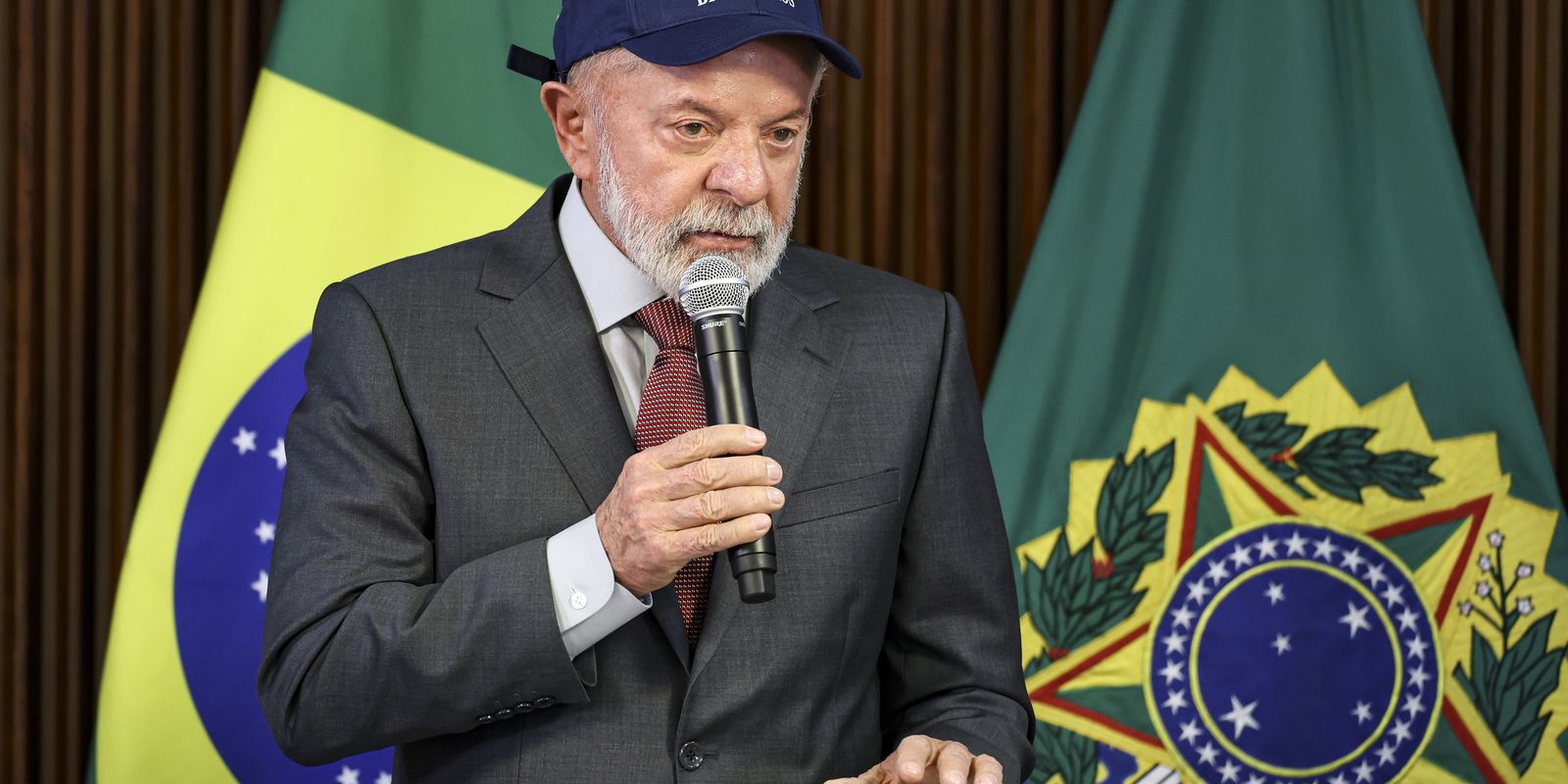 Lula defende regulação das big techs no Brasil