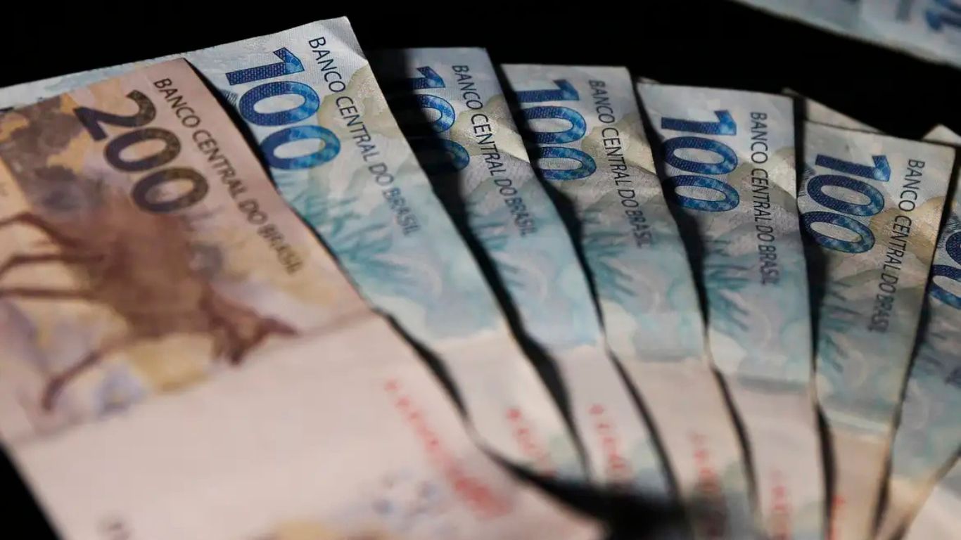 Tesouro paga R$ 11 bi por dívidas de estados e aciona garantias em 2025