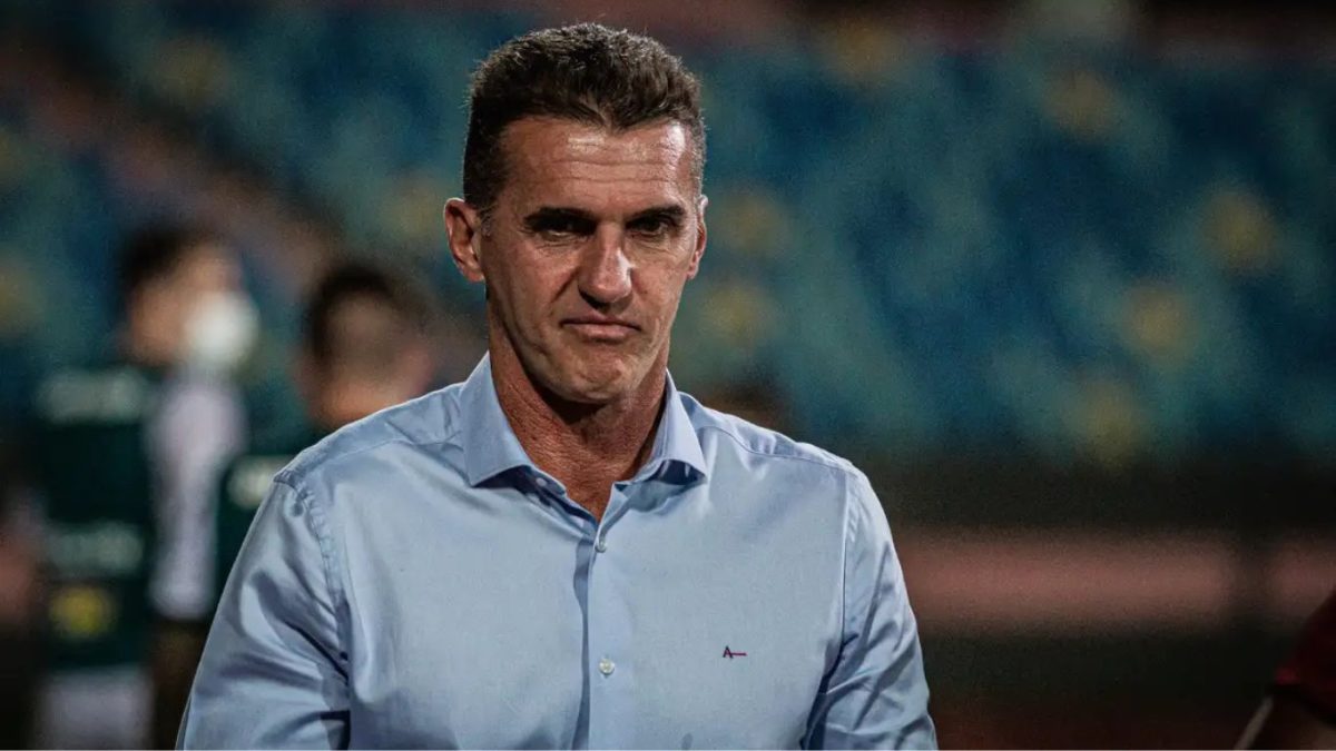 Botafogo terá de incorporar direito de imagem ao salário de Vagner Mancini