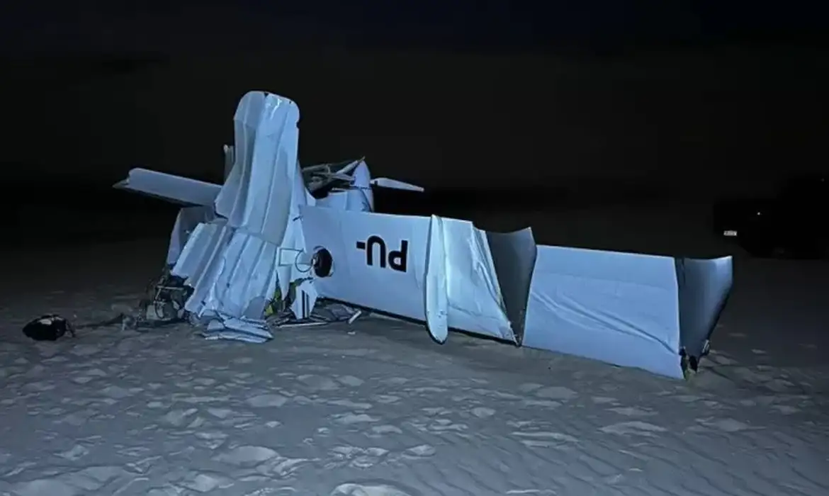 Queda de avião nos Lençóis Maranhenses mata piloto e passageira