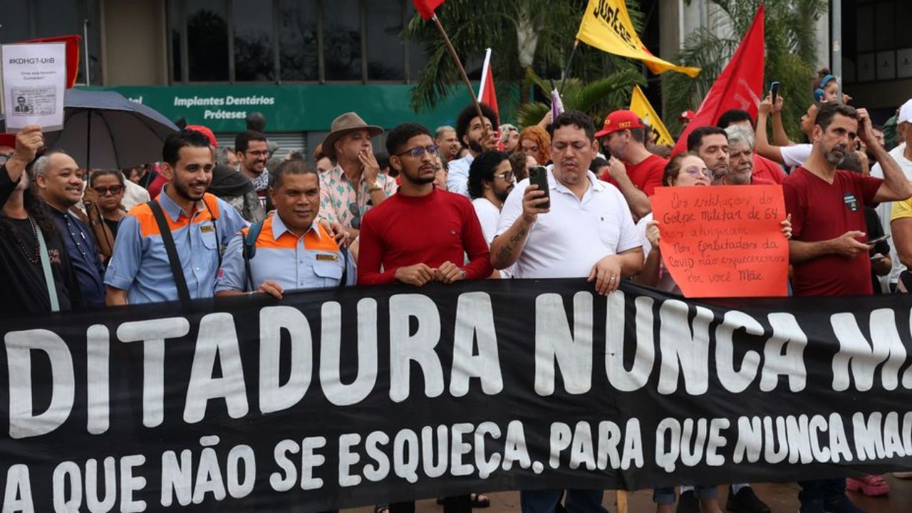 Human Rights Watch acusa governo Trump de distorcer relatório de direitos humanos e omitir abusos de aliados