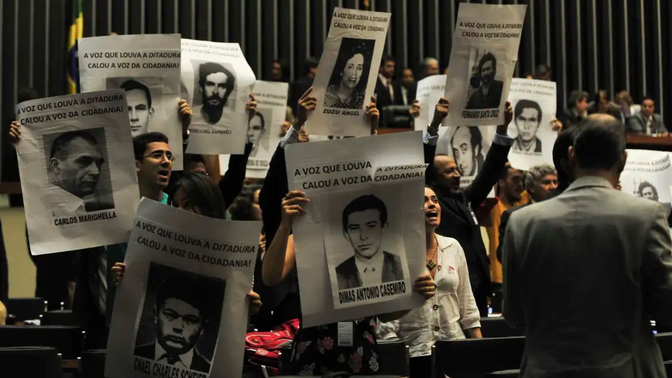 Ditadura: famílias recebem certidões retificadas que reconhecem mortes violentas causadas pelo Estado