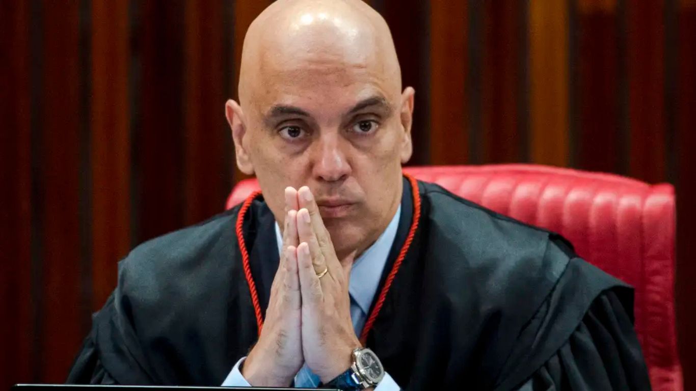 Moraes reage a sanções e diz que STF não cederá a ameaças