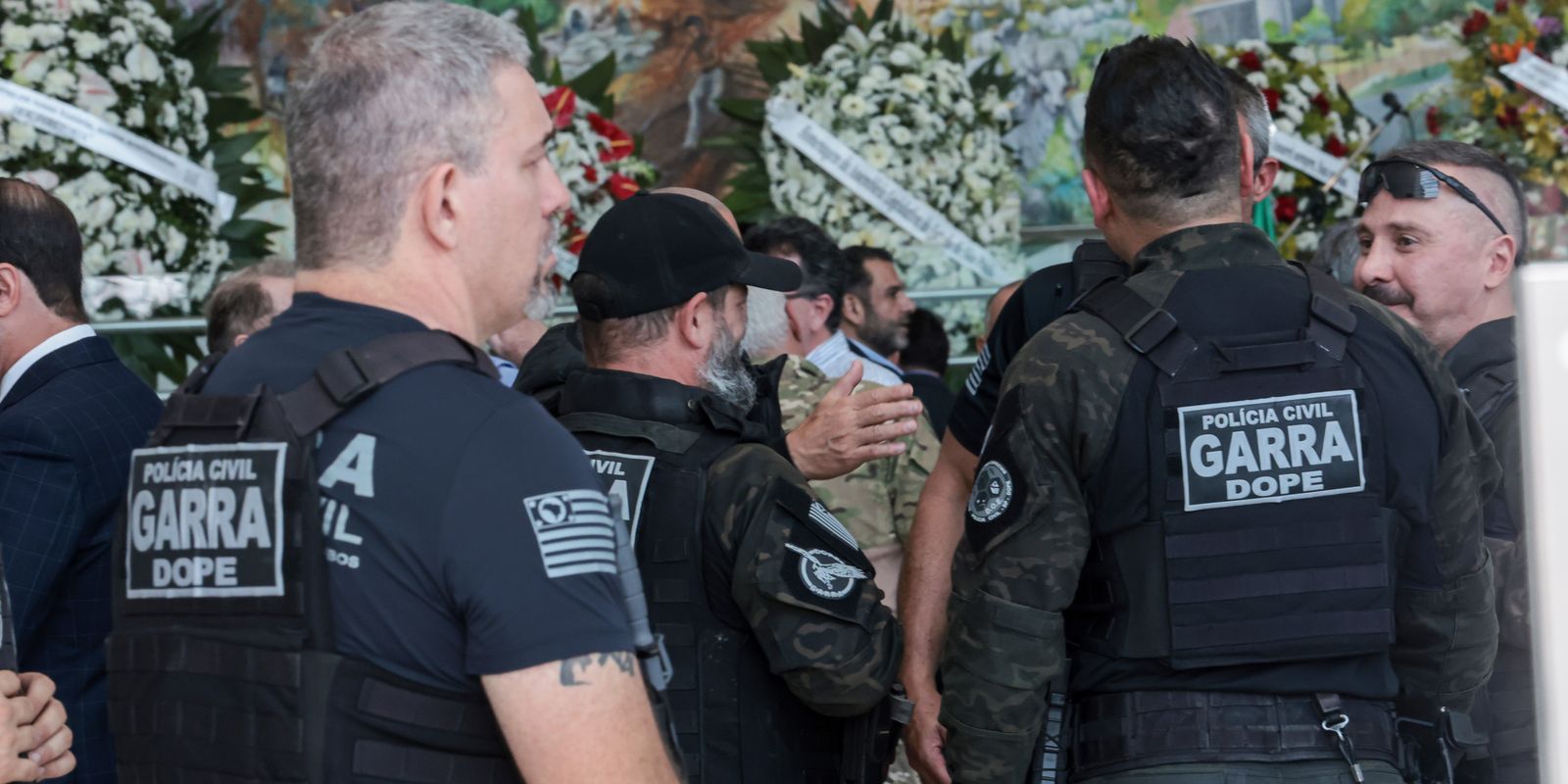 Polícia identifica dois suspeitos pela morte do ex-delegado-geral Ruy Fontes em Praia Grande