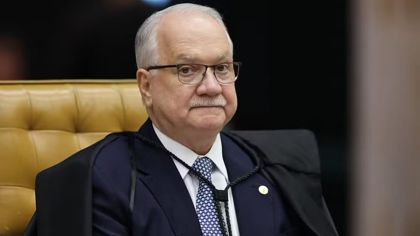 Fachin assume STF em meio a julgamentos da trama golpista e da uberização