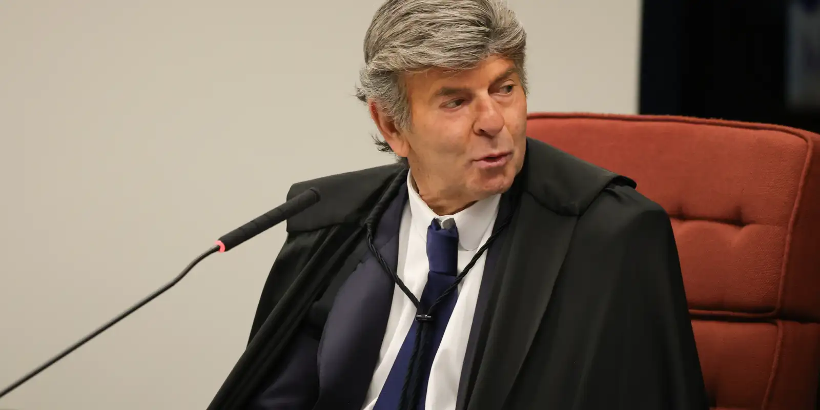Fux vota pela absolvição de Bolsonaro em julgamento da trama golpista