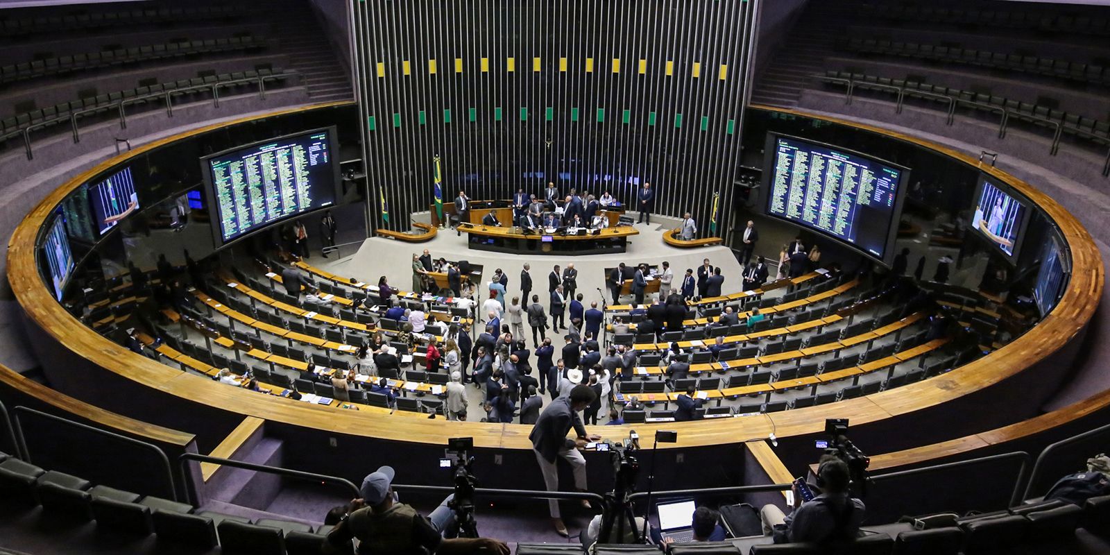 Câmara vota isenção do IR até R$ 5 mil na quarta, 1º de outubro