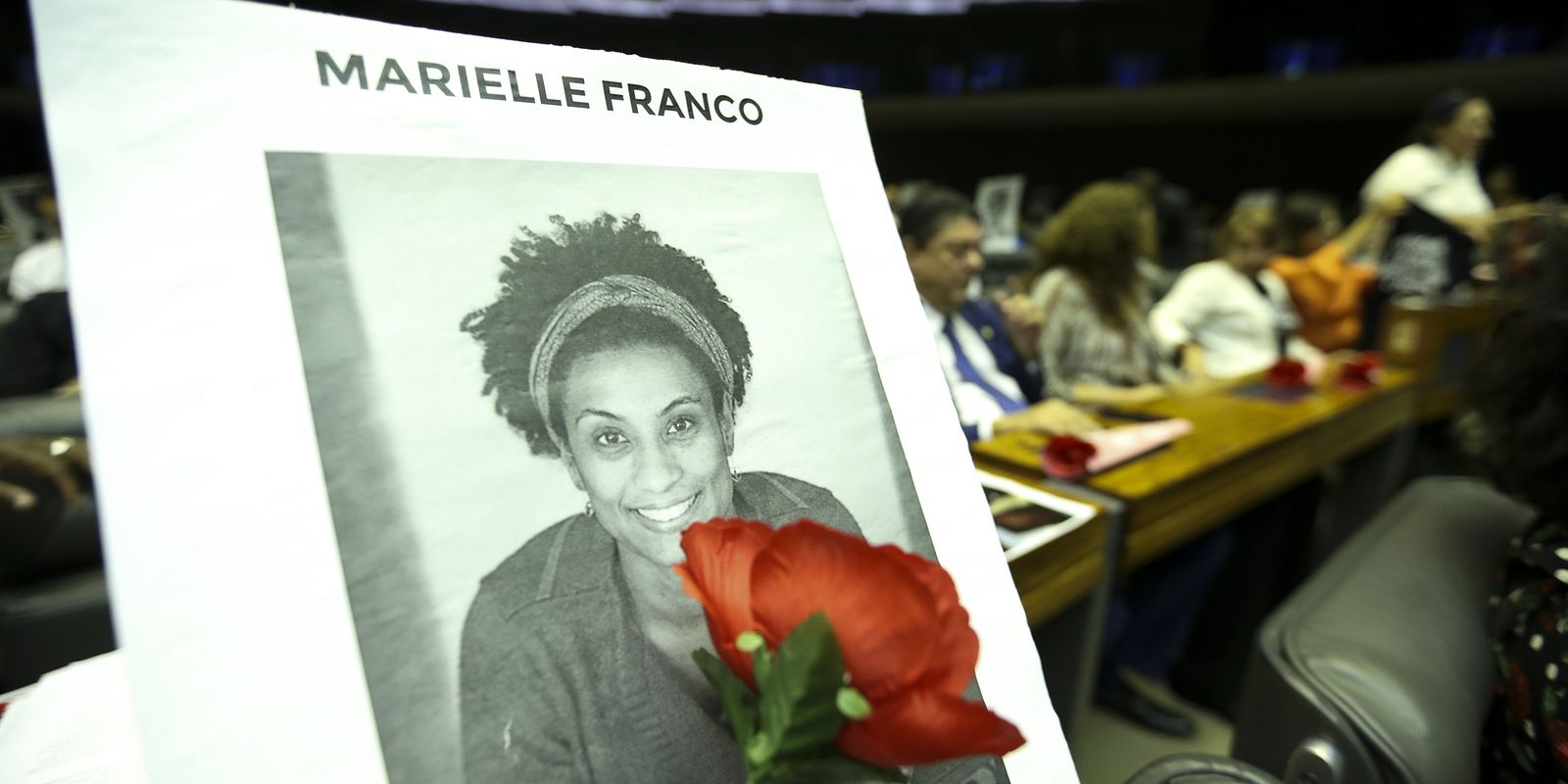 Justiça mantém ordem para X entregar IPs de usuários que atacaram memória de Marielle Franco