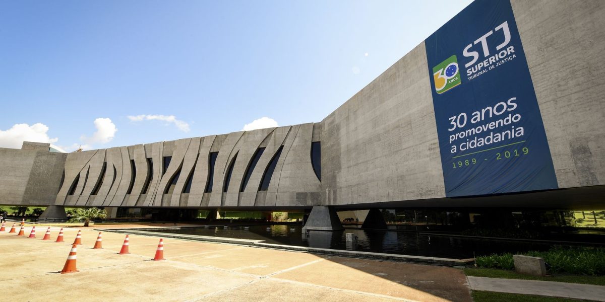 STJ valida abordagem policial baseada em atitude suspeita, como nervosismo