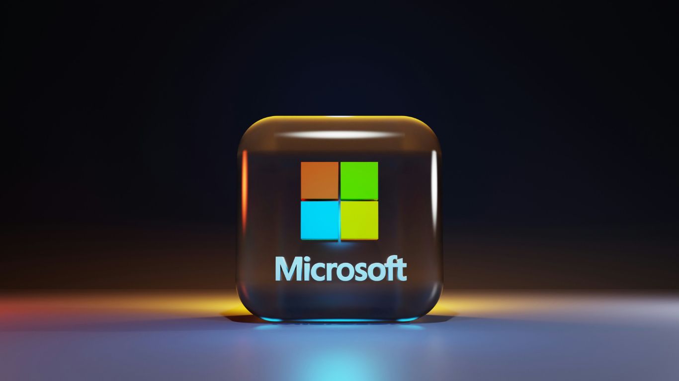 Microsoft cancela contratos com Defesa de Israel após denúncia de vigilância em massa