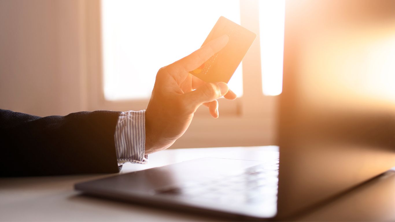 O protagonismo do setor privado na mobilidade e no crédito