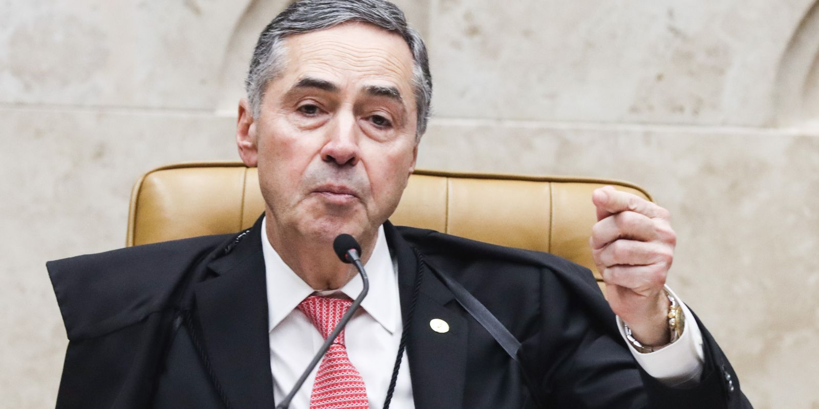 Barroso pede retomada do julgamento sobre descriminalização do aborto no STF