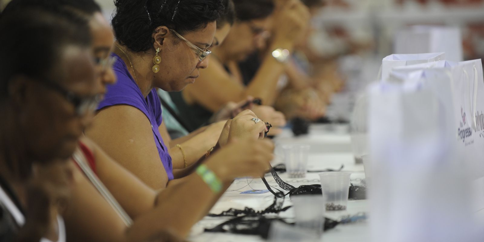 Empresas brasileiras ampliam investimento social e destinam R$ 6,2 bi em 2024