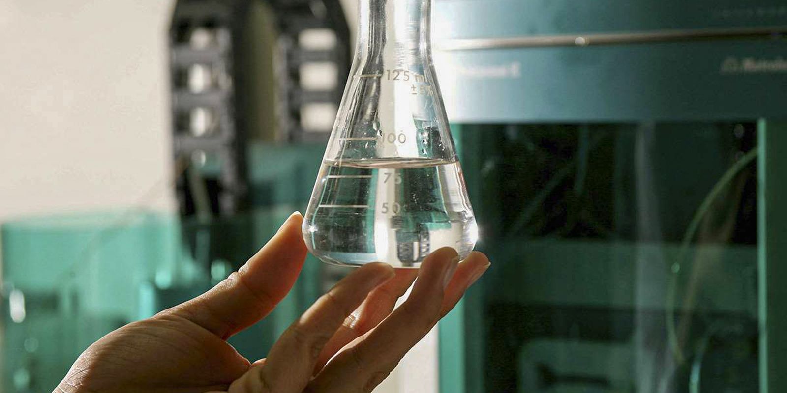 Ministério da Saúde atualiza protocolo para casos de intoxicação por metanol
